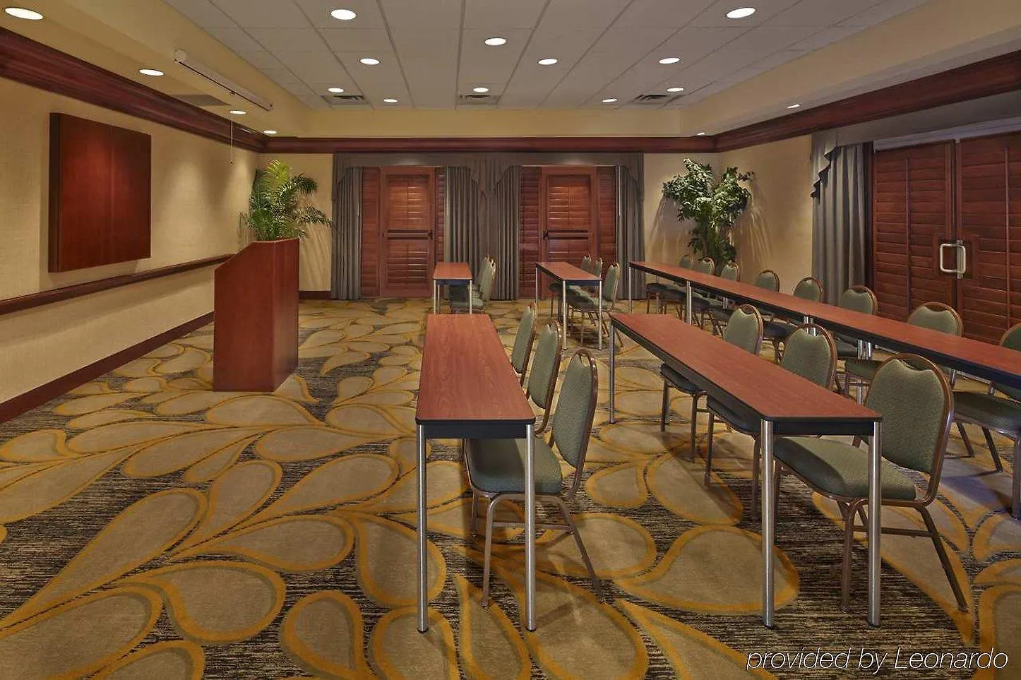 Homewood Suites By Hilton Daytona Beach Speedway-Airport 3*,